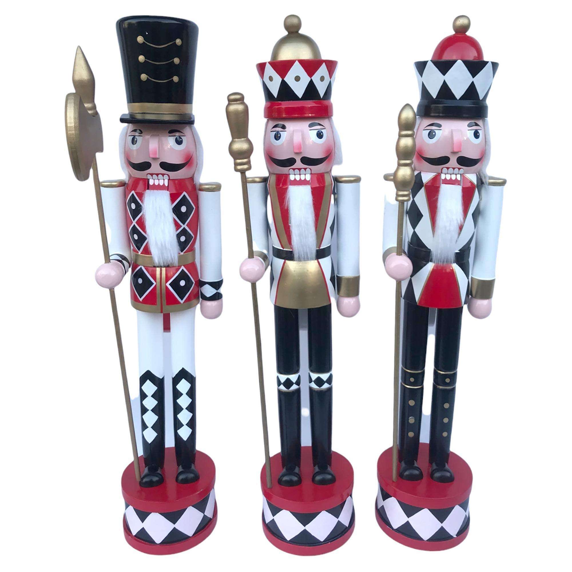 CASCANUECES 61CM